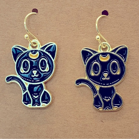 ✨3 for$30✨NWT Earrings✨ ✨Hand Crafted ✨Artisan!✨ - Picture 8 of 8